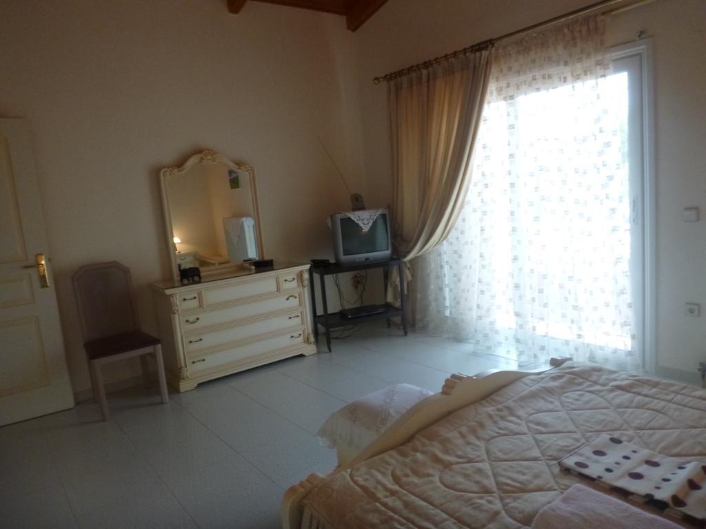 Villa Faidra Erétria Extérieur photo